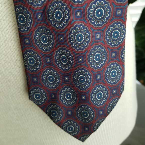 Christian Dior designer paisley silk tie - Picture 4 of 6
